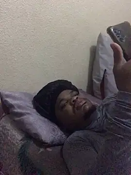 Sirbemine online show from 04-25-26, 01:30