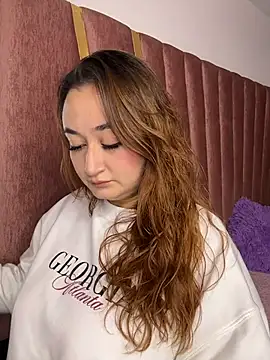 Snapshot of SalomeFlores chatting on 03-17-26, 12:26 SalomeFlores online show from 03-17-26, 12:26