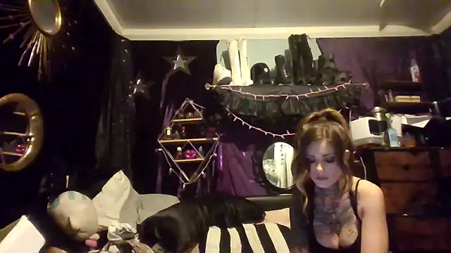 allymoon1369 online show from 05-14-26, 08:21