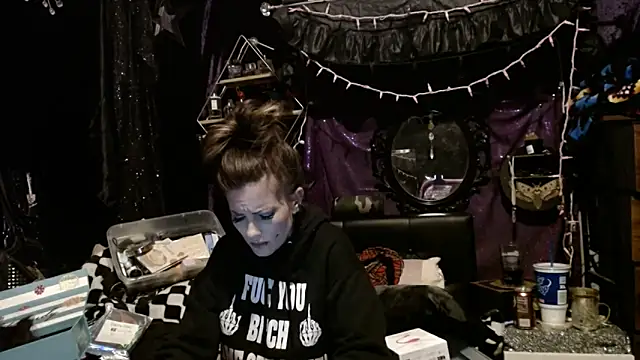 allymoon1369 online show from 05-29-26, 08:34