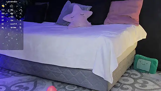 Noaah25  online show from 02-11-26, 03:33