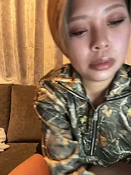 BADBITCHISAKI online show from 02-02-26, 01:10