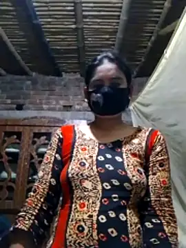 Snapshot of Hot_Sweeti chatting on 03-04-26, 11:11 Hot Sweeti online show from 03-04-26, 11:11