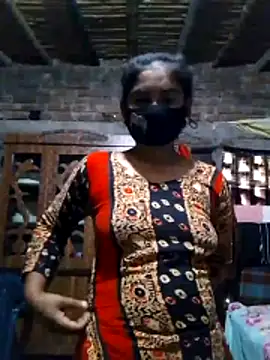 Snapshot of Hot_Sweeti chatting on 03-07-26, 06:21 Hot Sweeti online show from 03-07-26, 06:21