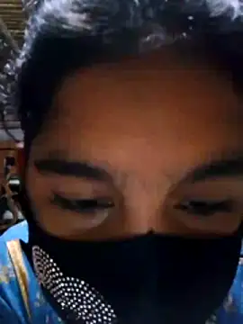 Snapshot of Hot_Sweeti chatting on 03-11-26, 05:02 Hot Sweeti online show from 03-11-26, 05:02