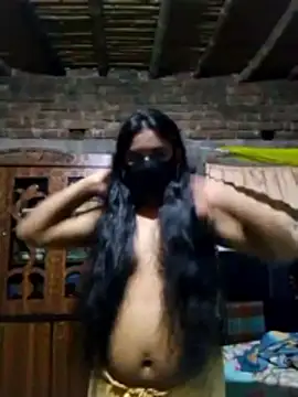 Snapshot of Hot_Sweeti chatting on 04-14-26, 01:17 Hot Sweeti online show from 04-14-26, 01:17