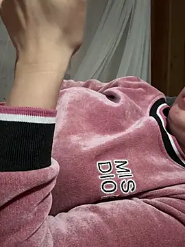 Snapshot of Donna9696 chatting on 03-22-26, 01:14 Donna9696 online show from 03-22-26, 01:14