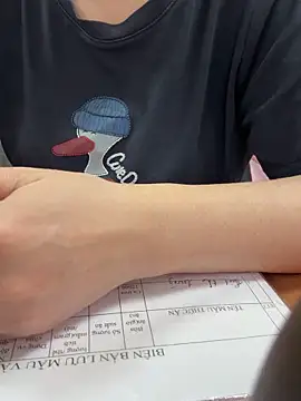 Snapshot of Donna9696 chatting on 03-25-26, 01:00 Donna9696 online show from 03-25-26, 01:00