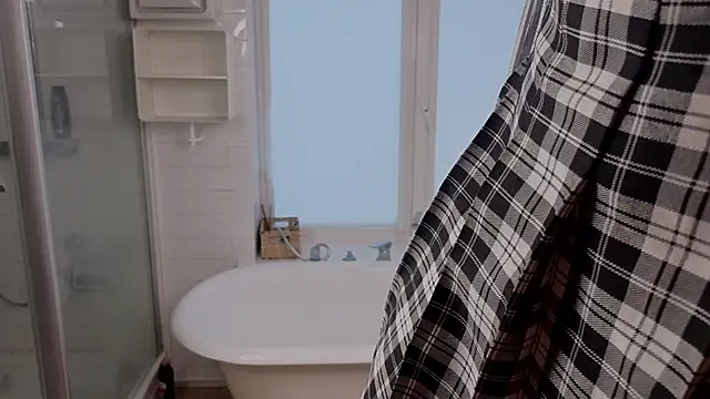 Snapshot of CinthiaSluis chatting on 02-12-26, 05:24 CinthiaSluis online show from 02-12-26, 05:24