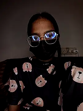 Snapshot of shaily_ji2 chatting on 03-04-26, 05:41 shaily ji2 online show from 03-04-26, 05:41