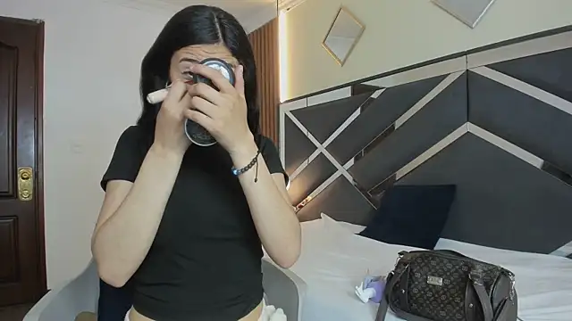 Ambarross  online show from 02-18-26, 01:29