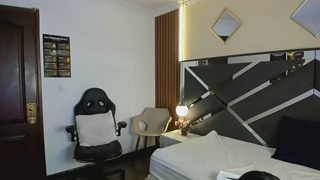 Ambarross  online show from 04-07-26, 02:06