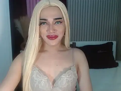 Snapshot of Kendalllust chatting on 06-02-26, 02:30 Kendalllust online show from 06-02-26, 02:30