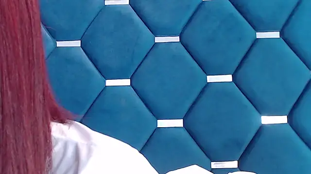 Snapshot of Sofy_acevedo chatting on 02-13-26, 12:01 Sofy acevedo online show from 02-13-26, 12:01