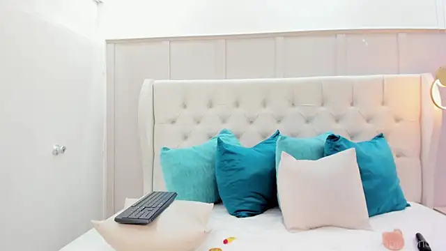 Snapshot of sweet_shanaia chatting on 05-23-26, 06:56 sweet shanaia online show from 05-23-26, 06:56