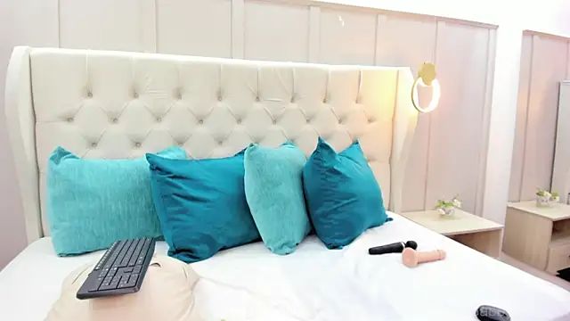 Snapshot of sweet_shanaia chatting on 05-29-26, 05:00 sweet shanaia online show from 05-29-26, 05:00
