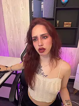 Snapshot of elodie_rouge chatting on 03-11-26, 12:22 elodie rouge online show from 03-11-26, 12:22