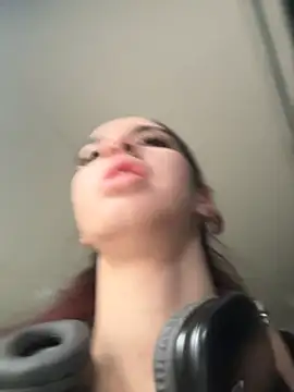 Snapshot of elodie_rouge chatting on 06-29-26, 11:54 elodie rouge online show from 06-29-26, 11:54