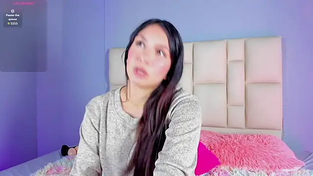 Snapshot of Sofia__Salazar chatting on 02-16-26, 08:49 Sofia Salazar online show from 02-16-26, 08:49