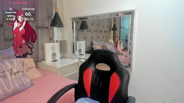 Snapshot of JenniQ69 chatting on 05-11-26, 07:00 JenniQ69 online show from 05-11-26, 07:00