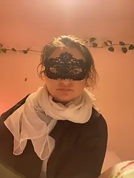 Leonoraaa online show from 01-19-26, 12:47