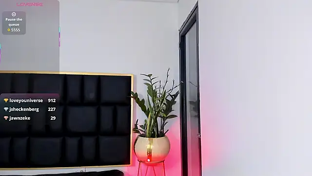 Emma collins01 online show from 03-21-26, 08:19