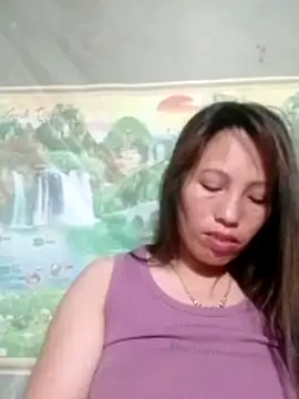 Gummiesu online show from 04-14-26, 08:37