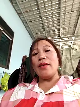 Snapshot of Jooj- chatting on 04-04-26, 05:27 Jooj- online show from 04-04-26, 05:27