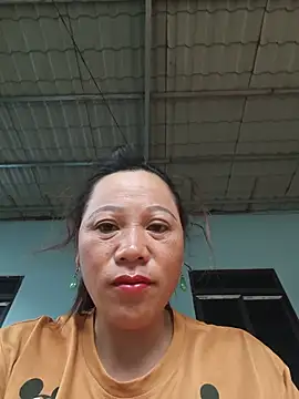 Snapshot of Jooj- chatting on 07-17-26, 11:42 Jooj- online show from 07-17-26, 11:42