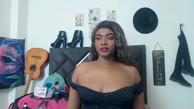 Natashabella    online show from 07-17-26, 04:41