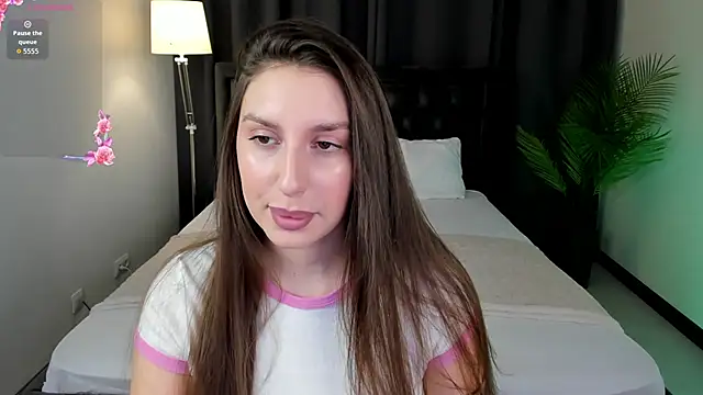 Snapshot of Celine_Coello chatting on 02-05-26, 04:06 Celine Coello online show from 02-05-26, 04:06