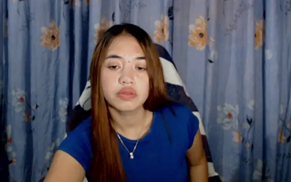 pinay mayahiga online show from 04-17-26, 03:04