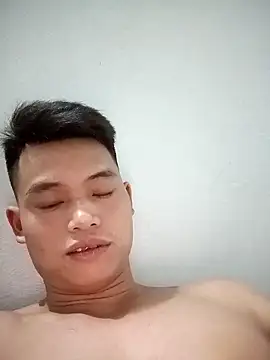 Snapshot of Maycute18 chatting on 02-02-26, 03:11 Maycute18 online show from 02-02-26, 03:11