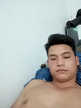 Snapshot of Maycute18 chatting on 03-01-26, 01:46 Maycute18 online show from 03-01-26, 01:46