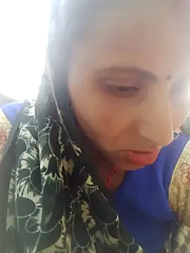 Snapshot of Juli_rathore chatting on 05-20-26, 12:55 Juli rathore online show from 05-20-26, 12:55