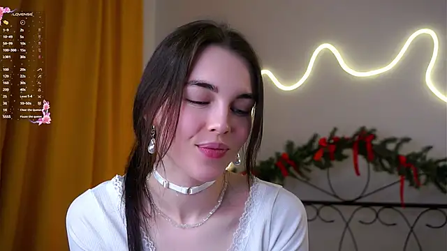 Snapshot of MirnaTellado chatting on 02-25-26, 07:12 MirnaTellado online show from 02-25-26, 07:12