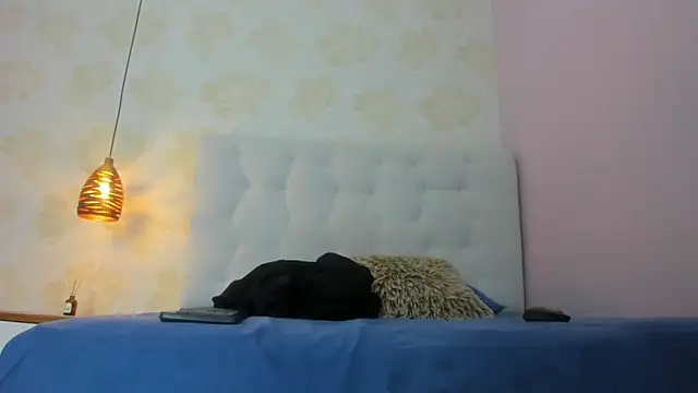 HANA RUSSO online show from 03-07-26, 12:24