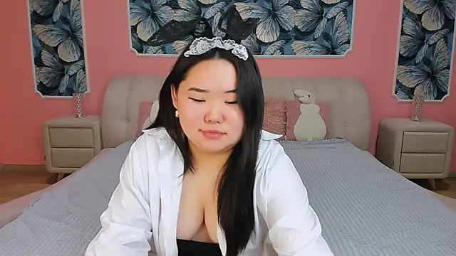 YUMI G online show from 02-27-26, 08:31