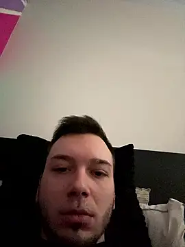 Snapshot of UnipolarBight chatting on 01-15-26, 07:28 UnipolarBight online show from 01-15-26, 07:28