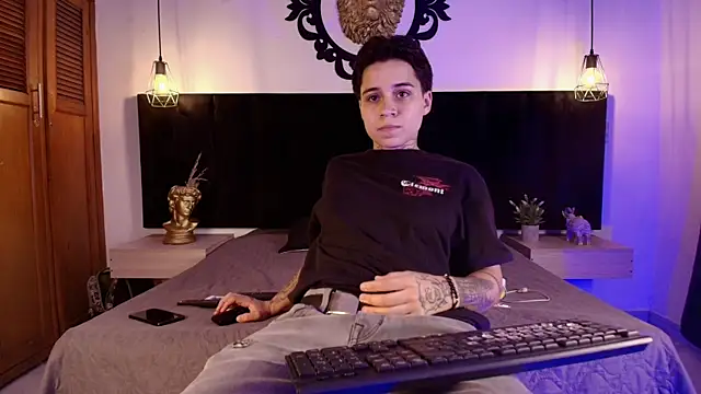 Parker Noah online show from 01-17-26, 08:01