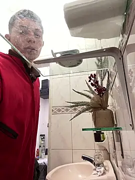 santiObrero online show from 02-20-26, 03:23