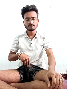 sdgjjkkmm online show from 03-08-26, 04:16