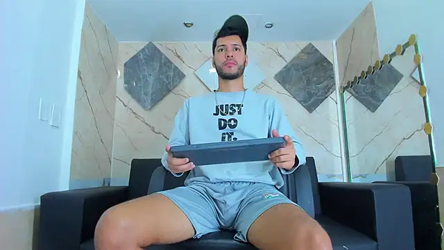 Snapshot of Angel_Villareal chatting on 02-01-26, 04:55 Angel Villareal online show from 02-01-26, 04:55