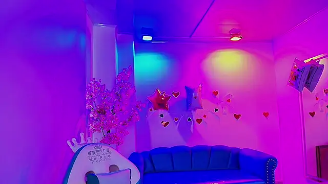 Snapshot of Zoe_swan chatting on 02-23-26, 11:40 Zoe swan online show from 02-23-26, 11:40