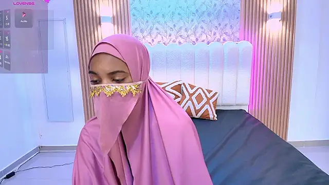 Amira Alzahra online show from 03-14-26, 05:13