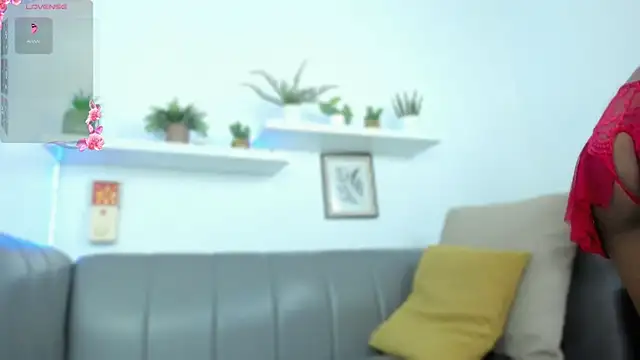 Amira Alzahra online show from 04-07-26, 05:24