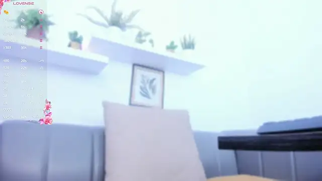 Snapshot of Amira_Alzahra chatting on 05-19-26, 05:19 Amira Alzahra online show from 05-19-26, 05:19