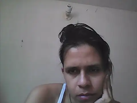 Snapshot of mitzukywinteer chatting on 02-05-26, 05:17 mitzukywinteer online show from 02-05-26, 05:17