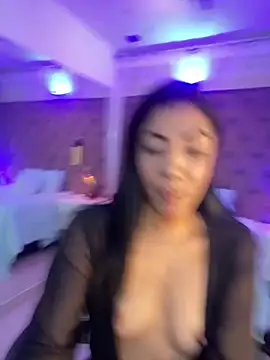 Auri   online show from 04-06-26, 07:37