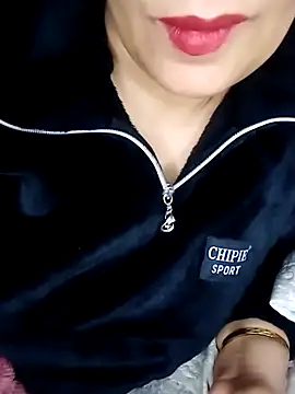 Naughty-Yousra online show from 02-22-26, 08:57